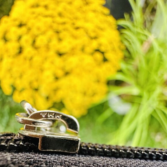 Vintage Coach Coach Herringbone Woolen Tweed Clutch Wristlet Black and White - Picture 12 of 16